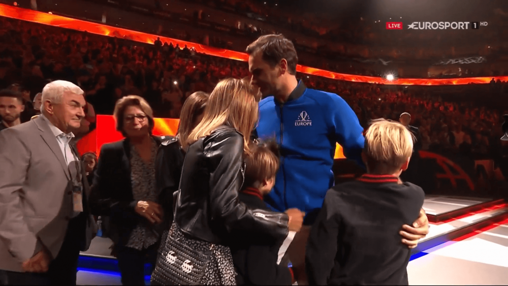 „Nu plângeți, sunt fericit!” Roger Federer, consolat de cei patru copii, după retragerea din tenis _46