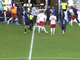 
	S-a oprit meciul după ce s-au acordat patru cartonașe roșii în 20 de minute. Naționala Franței U18, în centrul unui scandal major
