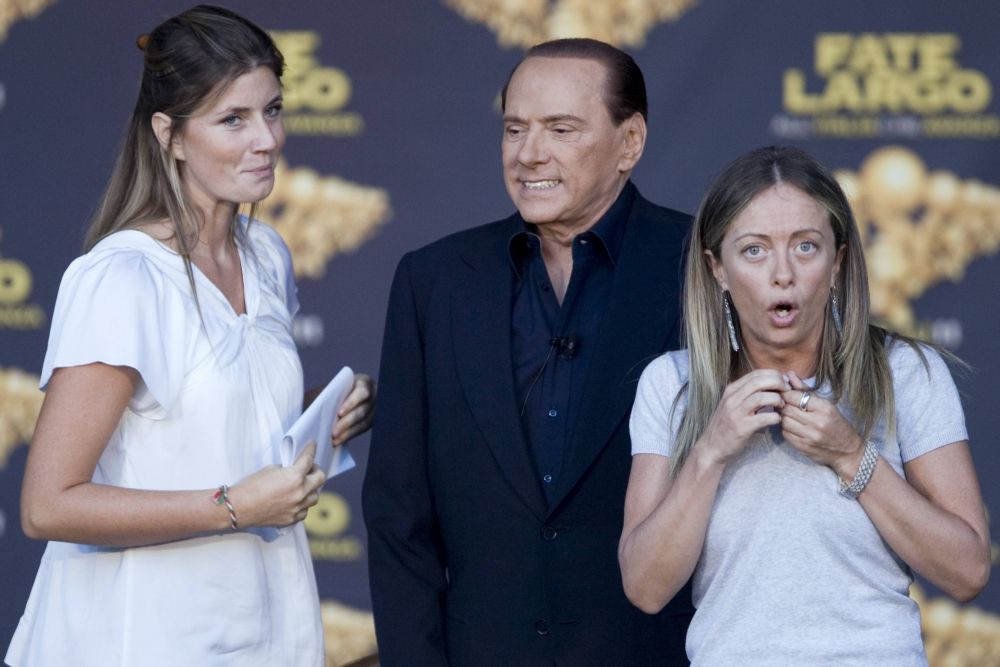 ”Fata” lui Berlusconi! A lucrat în cluburile de noapte din Roma și acum va deveni prim-ministrul Italiei_2