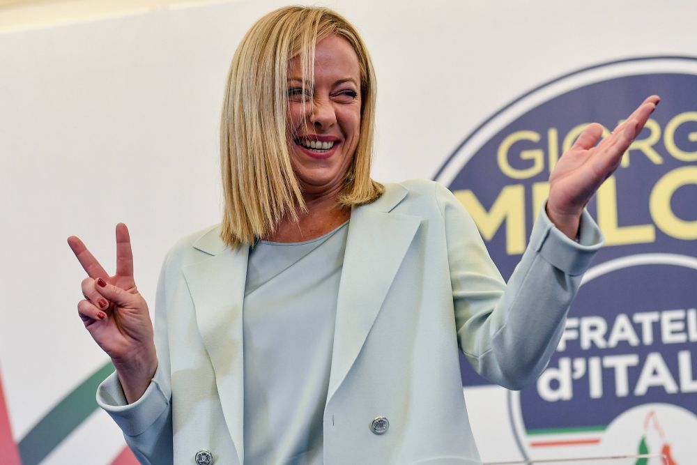 ”Fata” lui Berlusconi! A lucrat în cluburile de noapte din Roma și acum va deveni prim-ministrul Italiei_11