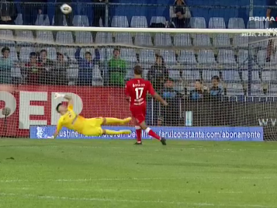 Penalty ratat UTA! După aproximativ 7 minute în care VAR-ul a judecat faza, Postolachi ratează lovitura... Penalty ratat UTA! După aproximativ 7 minute în care VAR-ul a judecat faza, Postolachi ratează lovitura..._1567
