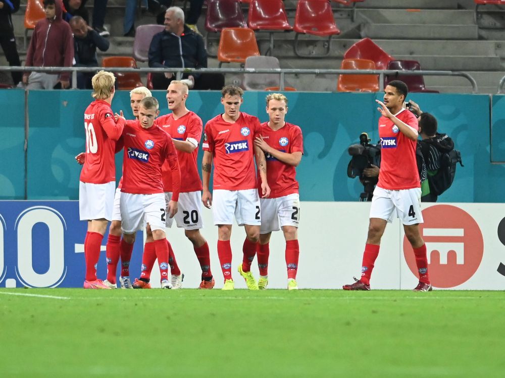 FCSB - Silkeborg 0-5 | Vali Crețu și-a găsit cu greu cuvintele: ”Cine trăiește pentru fotbal, chiar se simte foarte nașpa”_11