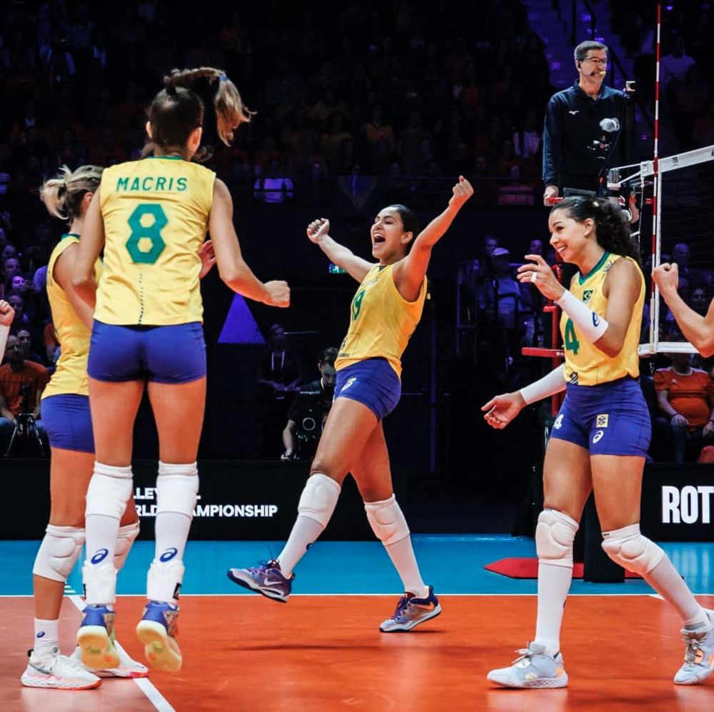 Superbele voleibaliste brazilience sunt în finala Campionatului Mondial!_11