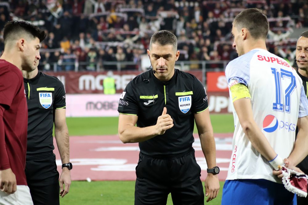 Oficialii Rapidului, nemulțumiți că arbitrul Kovacs nu a oprit meciul din cauza scandărilor rasiste ale galeriei Farului!_2