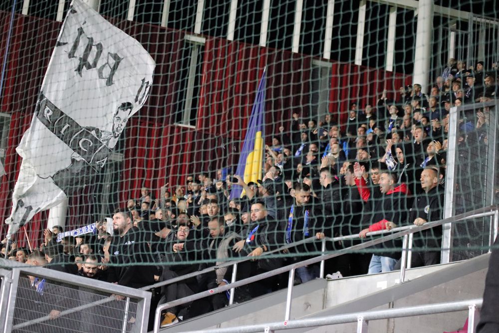 Oficialii Rapidului, nemulțumiți că arbitrul Kovacs nu a oprit meciul din cauza scandărilor rasiste ale galeriei Farului!_9
