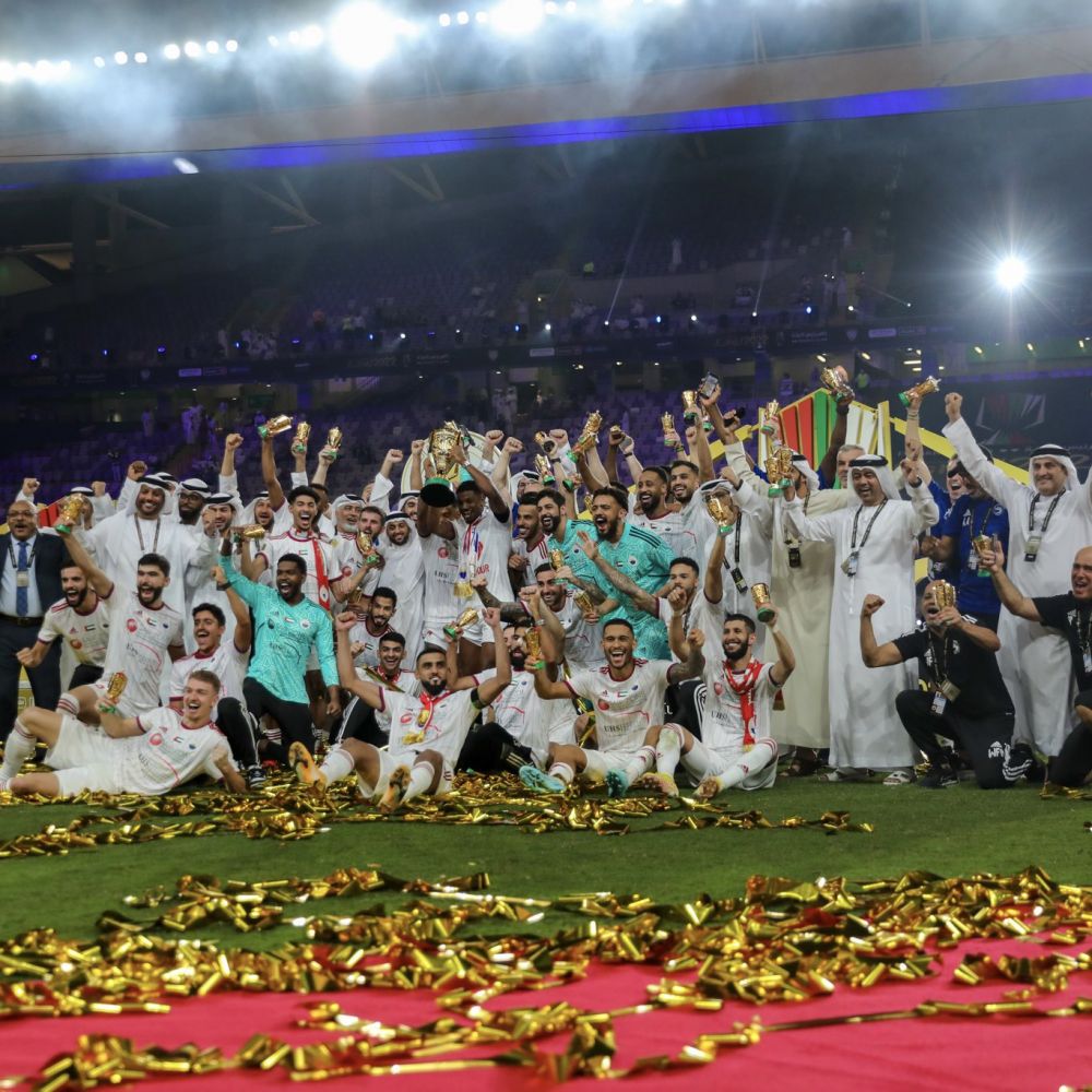 Un nou trofeu pentru Cosmin Olăroiu! A câștigat Cupa în Emiratele Arabe Unite, cu Al-Sharjah_2