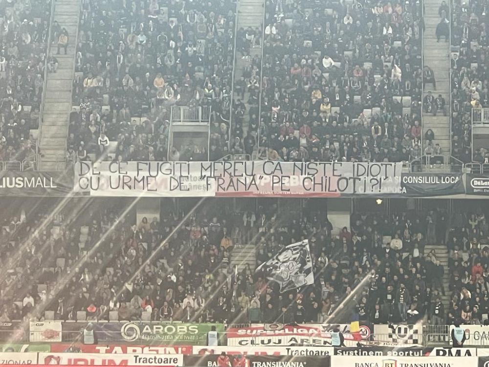 Derby pe teren, derby și în tribune! Mesaje dure schimbate între fanii lui U Cluj și cei ai campioanei CFR_18