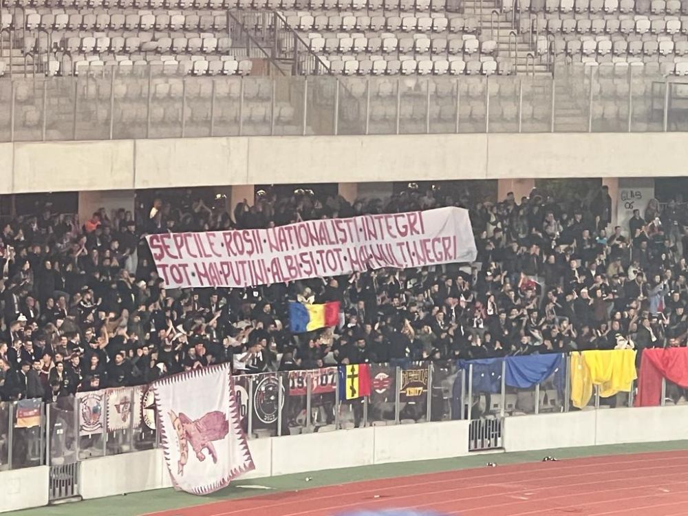 Derby pe teren, derby și în tribune! Mesaje dure schimbate între fanii lui U Cluj și cei ai campioanei CFR_19