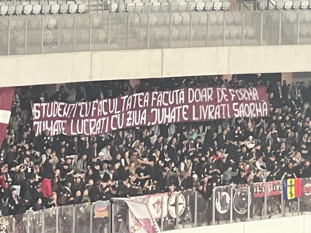 Derby pe teren, derby și în tribune! Mesaje dure schimbate între fanii lui U Cluj și cei ai campioanei CFR_9