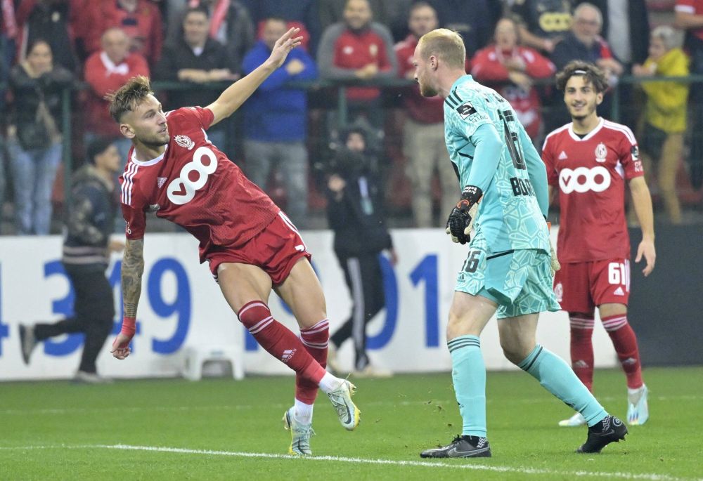 Denis Drăguș, capul răutăților în derby-ul suspendat Standard - Anderlecht! Aproape să fie luat la bătaie de coechipieri_4