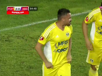 
	Petrolul Ploiești - FC Argeș 2-0 | Nae Constantin a reușit prima victorie după cinci înfrângeri în Superligă. Budescu și Grozav, decisivi pe &quot;Ilie Oană&quot;
