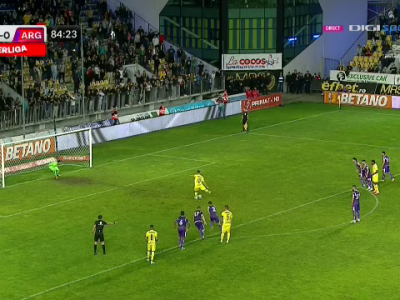 GOOOOOOL Petrolul Ploiești! Constantin Budescu fructifică o lovitură de la 11 metri și duce scorul... GOOOOOOL Petrolul Ploiești! Constantin Budescu fructifică o lovitură de la 11 metri și duce scorul..._2133