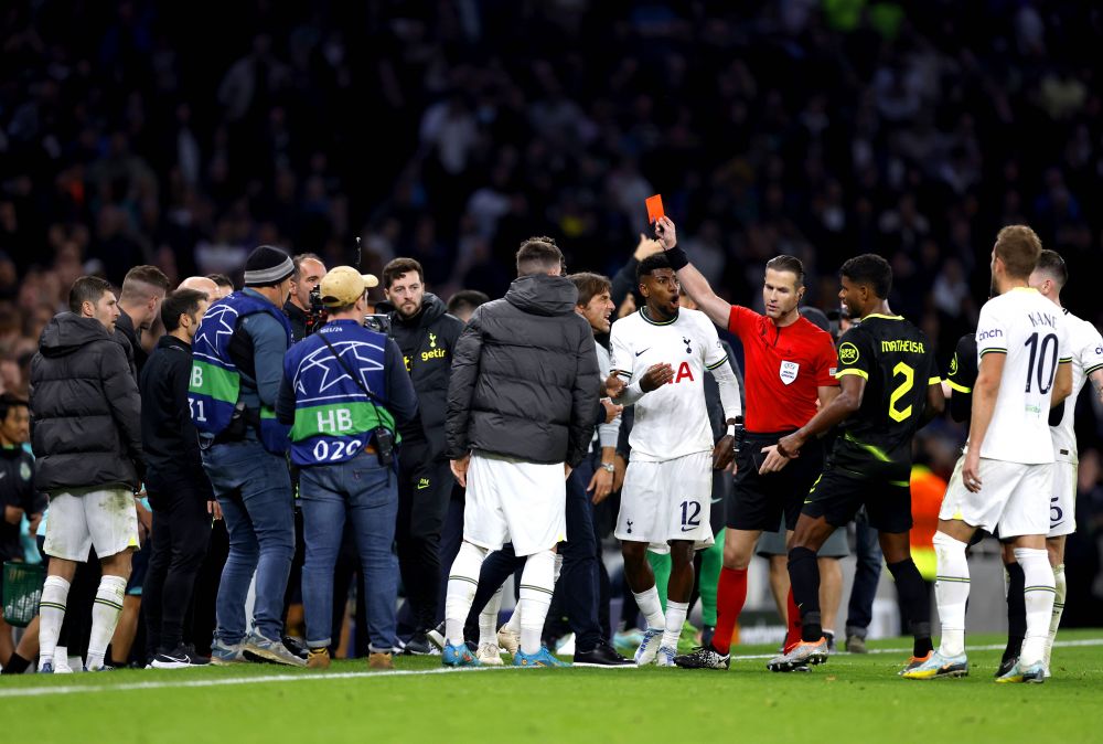 Criză de nervi a lui Antonio Conte în minutul 90+9, la Tottenham - Sporting: "VAR-ul ne-a anulat un gol valabil!"_2