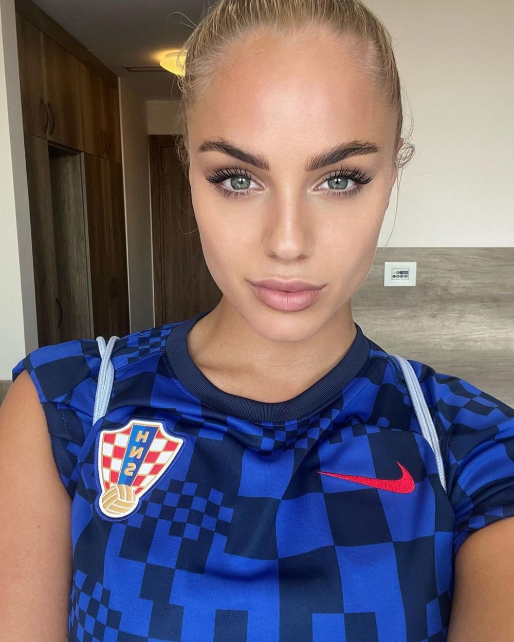 Ea a fost numită „cea mai frumoasă fotbalistă din lume”, dar nu vrea să i se spună că e sexy! Cum arată Ana Maria _66