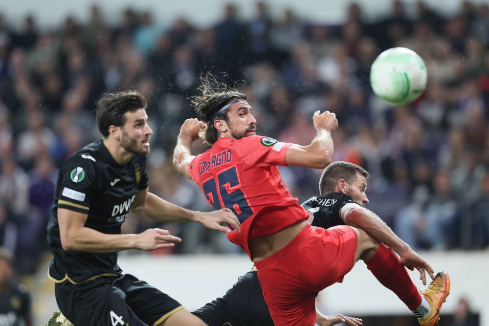 Luca Toni de la FCSB! Becali a dat lovitura cu atacantul italian: ”Completează lipsa unui atacant veritabil”_3