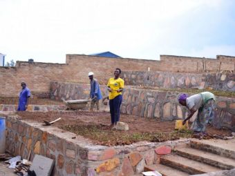 
	Gigi Becali a investit o sumă astronomică în Rwanda! Edificiul ridicat de patronul vicecampioanei FCSB
