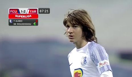 Alexandru Stoian a debutat pentru Farul la 14 ani! Cine este "Blondul", puștiul trimis de Hagi în teren la Craiova_4