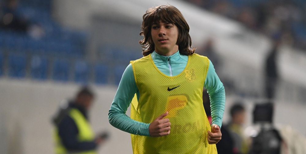 Depășit doar de Dobrin! Alexandru Stoian a devenit al doilea cel mai tânăr debutant din istoria primei ligi_14