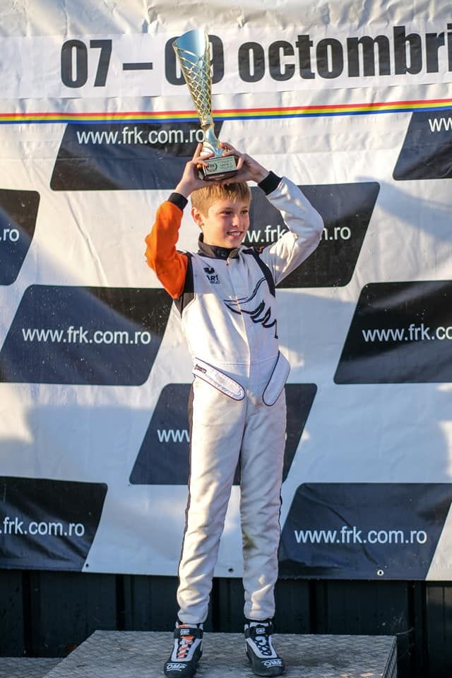 La 12 ani, Cristian Velciu e dublu campion național de karting. "10 la sută inspirație, 90 la sută transpirație"_2