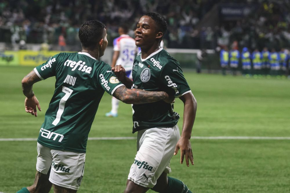 Palmeiras, cu noua stea a fotbalului brazilian în vârstă de 16 ani titular, a devenit campioană!_13