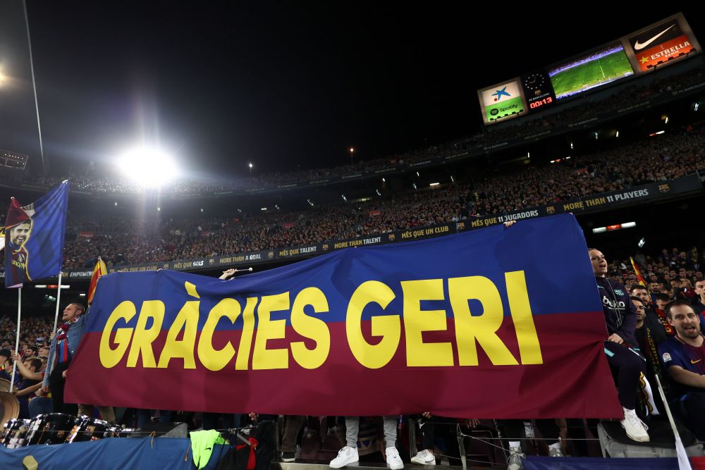 Gerard Pique, în lacrimi după ultimul meci jucat pe Camp Nou. Momente emoționante la Barcelona_3