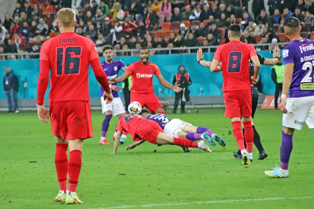 FCSB - Rapid 3-1, în imagini. De la spectacolul din tribune la slalomurile lui Tavi Popescu _86