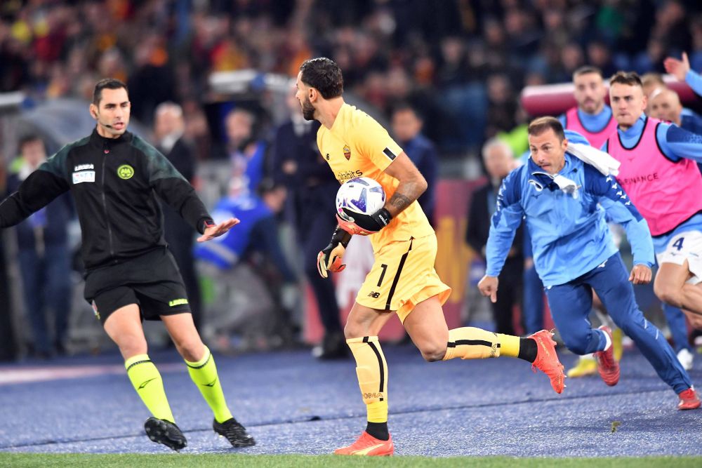 Gazzetta dello Sport: ”Ștefan Radu trebuia eliminat!”. Italienii au luat foc după ”tărăboiul” provocat de român în derby-ul Roma - Lazio 0-1_22