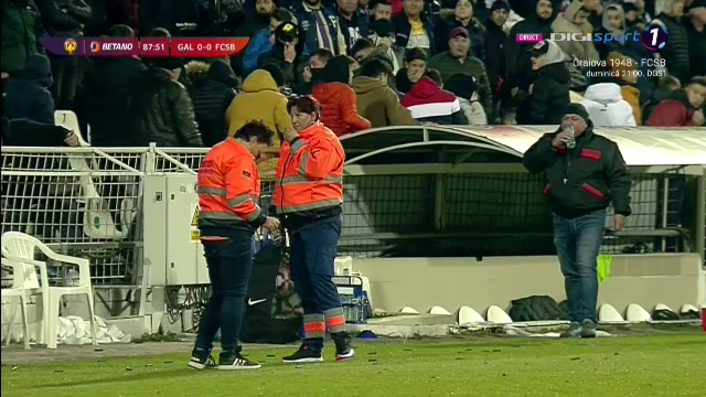 Scene ireale la Oțelul Galați - FCSB! Tot stadionul a „plâns” din cauza gazului lacrimogen_5