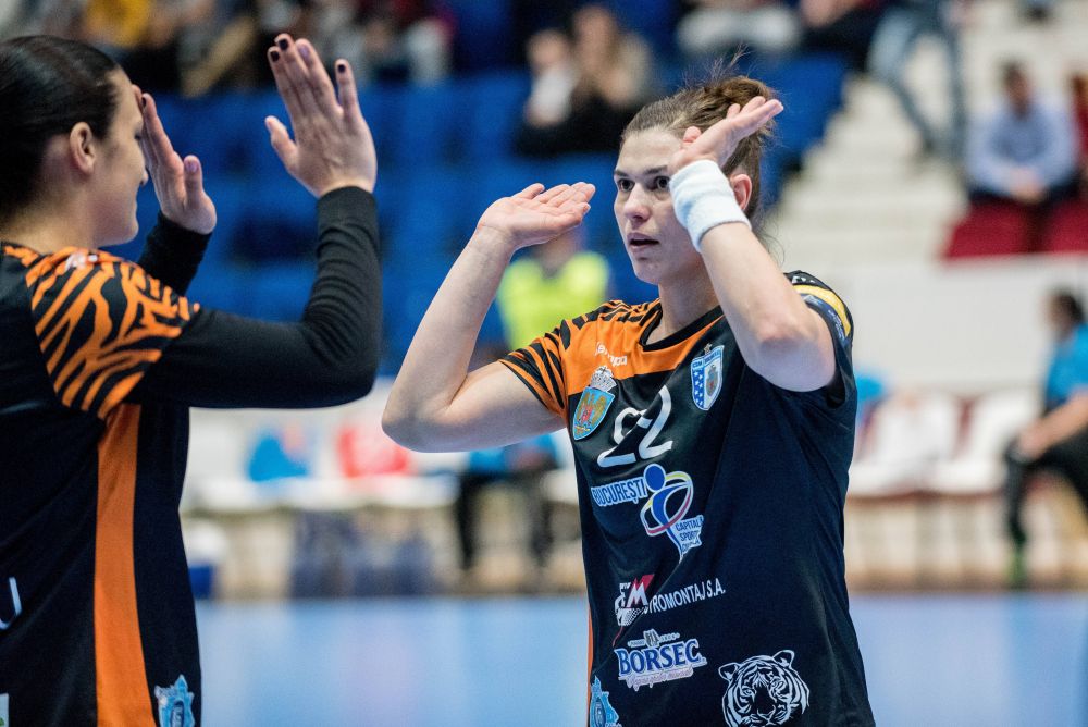 „Nu m-aș fi putut abține să nu comentez la arbitri”. Oana Manea, reacție dură în urma eliminării României de la EHF EURO + Ce a spus despre Bianca Bazaliu_9