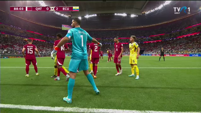 Au șters-o! Fanii au golit stadionul înainte ca meciul Qatar - Ecuador să se termine_2