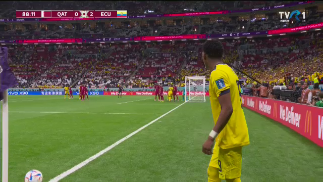 Au șters-o! Fanii au golit stadionul înainte ca meciul Qatar - Ecuador să se termine_3