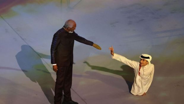 
	Cine este Ghanim Al Muftah, tânărul care a apărut cu Morgan Freeman pe scenă la ceremonia de deschidere a Campionatul Mondial
