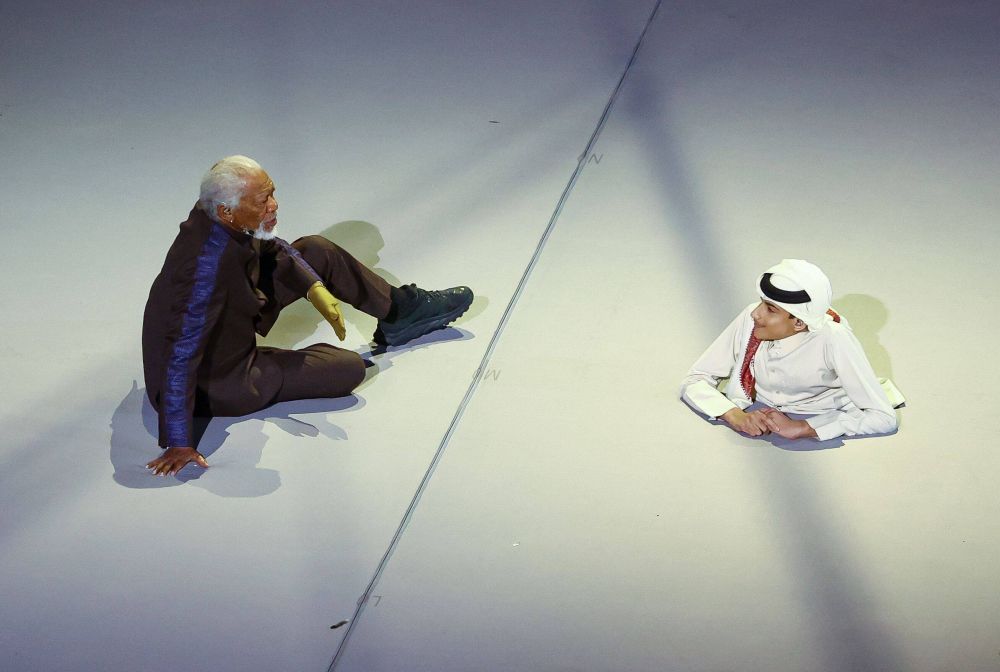 Cine este Ghanim Al Muftah, tânărul care a apărut cu Morgan Freeman pe scenă la ceremonia de deschidere a Campionatul Mondial_7
