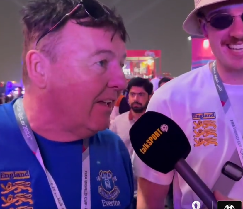 Vânătoarea de alcool s-a lăsat cu o experiență inedită pentru doi fani englezi, în Qatar: "Ne-am întâlnit cu fiii șeicului"_3