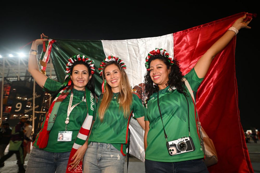 Frumusețile Campionatului Mondial din Qatar! Imagini spectaculoase cu fanele care au făcut senzație în tribune _28