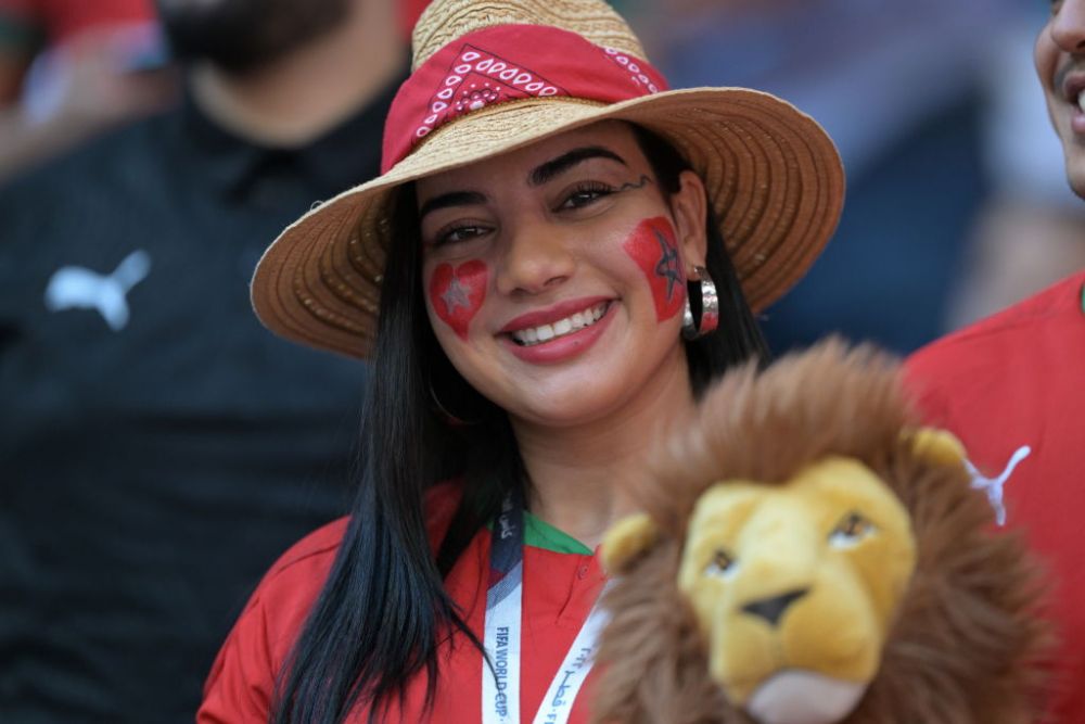 Frumusețile Campionatului Mondial din Qatar! Imagini spectaculoase cu fanele care au făcut senzație în tribune _46