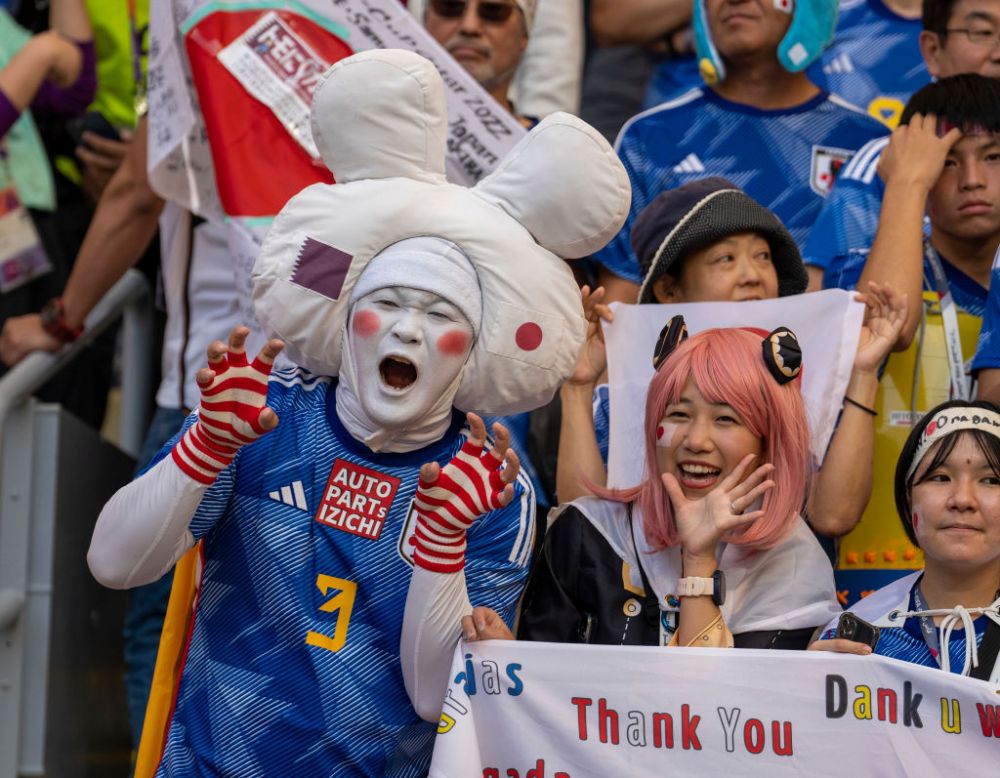 Vestiarul Japoniei a „strălucit” după victoria cu Germania, 2-1, de la Campionatul Mondial! Fotografia s-a viralizat imediat _15