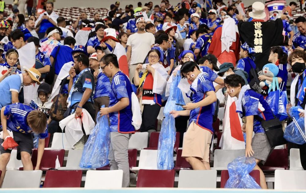 Vestiarul Japoniei a „strălucit” după victoria cu Germania, 2-1, de la Campionatul Mondial! Fotografia s-a viralizat imediat _7
