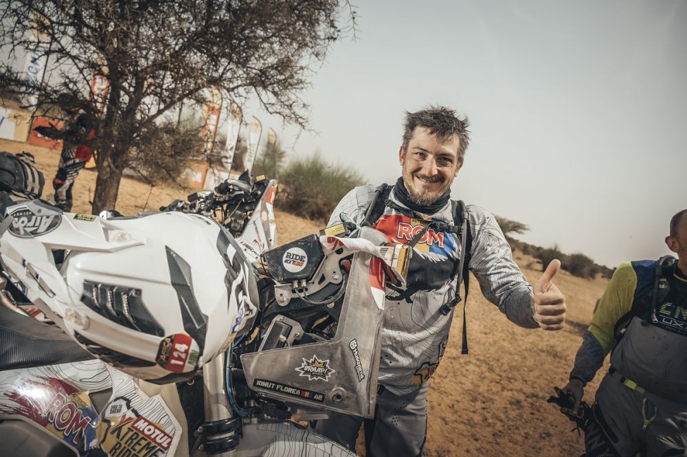 Nimeni nu i-a putut sta în cale! Interviu cu Ionuț Florea, locul II la „adevărata cursă de la Dakar”: „Am plâns în hohote la linia de finish”_10