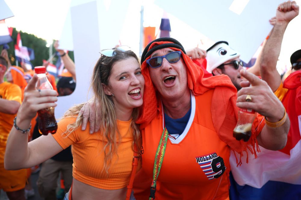 CM 2022 | Suporterii „portocalei mecanice” au făcut show înainte de Olanda - Ecuador. Cum au fost surprinși fanii_11