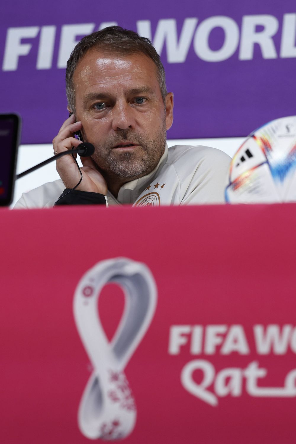 Cupa Mondială din Qatar | De ce a venit singur Hansi Flick la conferința de presă _1