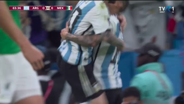 Stângul devastator al lui Messi l-a făcut pe Ochoa să se întindă degeaba. Gol fantastic al starului argentinian în meciul cu Mexic_16