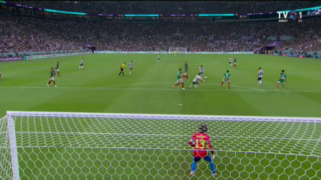 Stângul devastator al lui Messi l-a făcut pe Ochoa să se întindă degeaba. Gol fantastic al starului argentinian în meciul cu Mexic_32