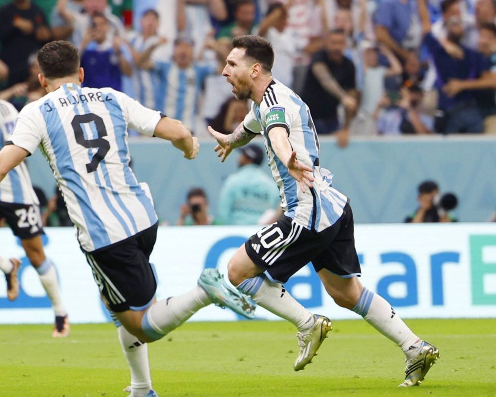 Fiesta! Vestiarul Argentinei a „erupt” după victoria cu Mexic. Cum a fost surprins Lionel Messi_2