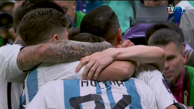 Fiesta! Vestiarul Argentinei a „erupt” după victoria cu Mexic. Cum a fost surprins Lionel Messi_12