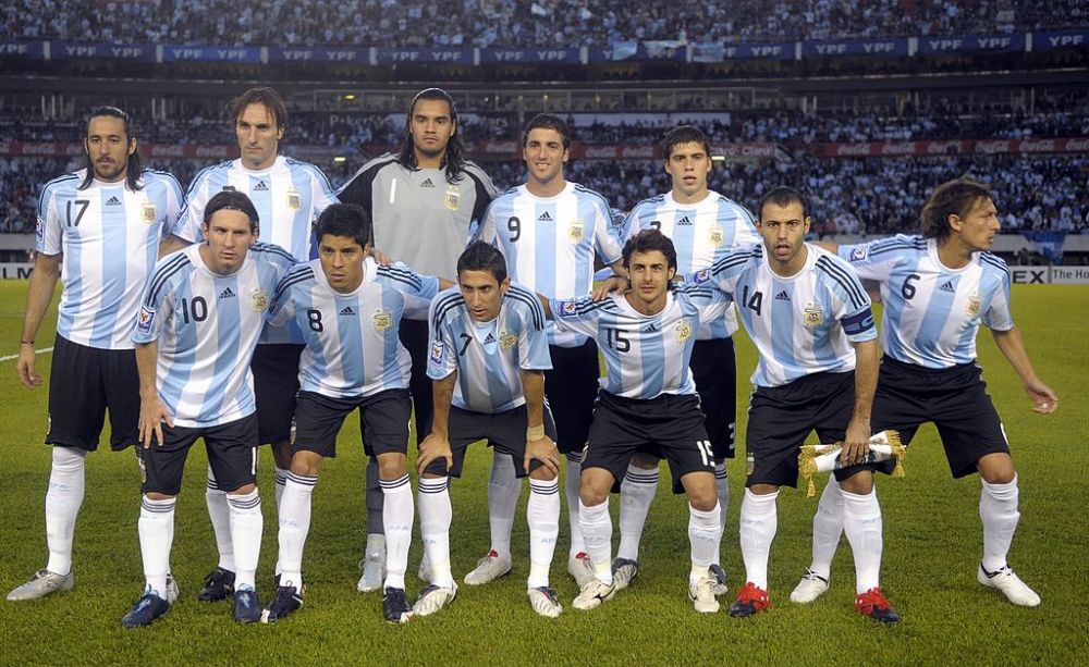 Imagini geniale! Idolul lui Leo Messi a început să plângă pe banca Argentinei după golul marcat de căpitan _5