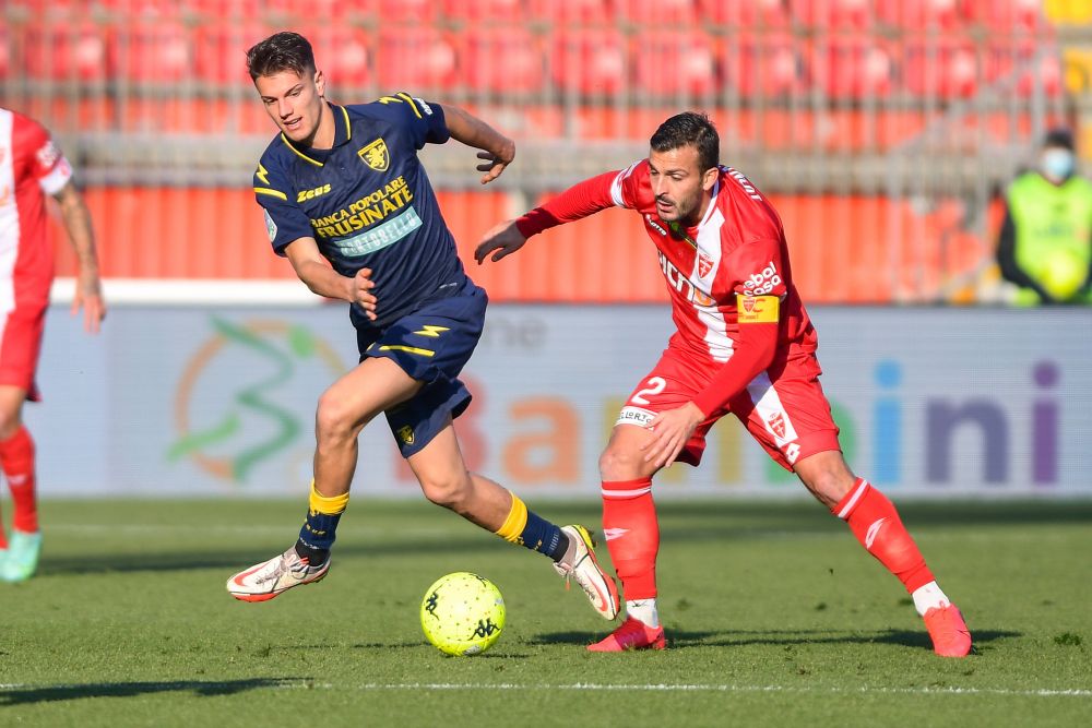 Tricolorul căruia Iordănescu i-a dat doar 6 minute în 4 meciuri, lider în Serie B: ”Măiestrie, calitate, omul de pretutindeni”_16