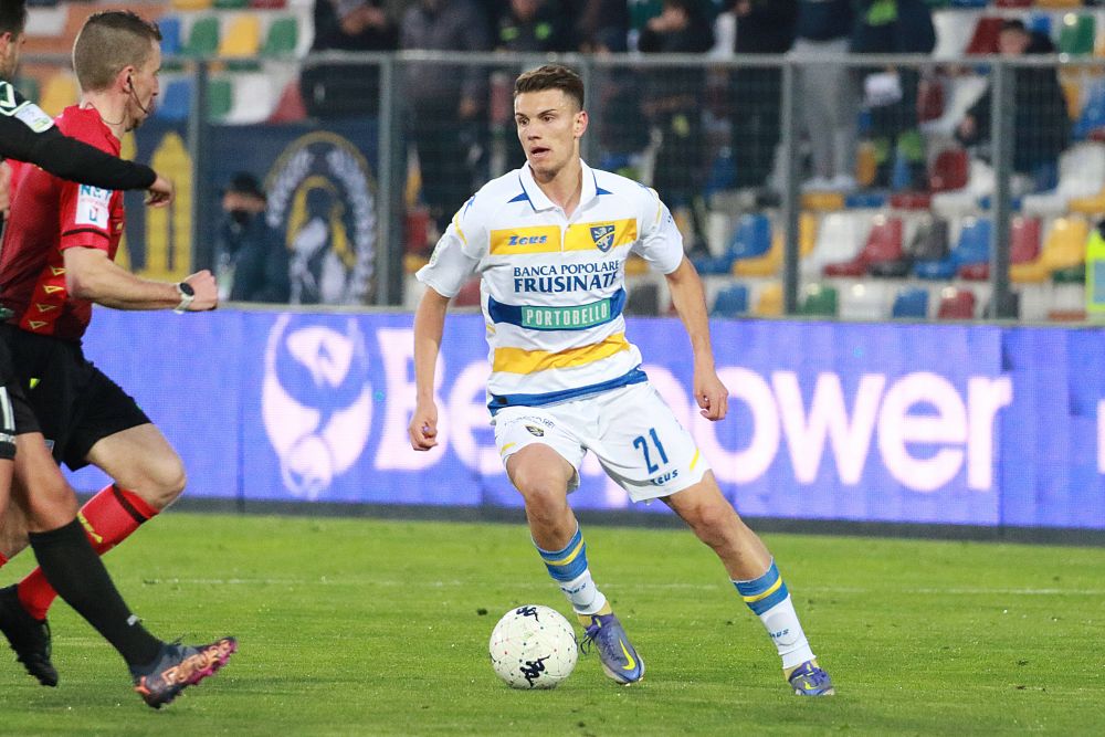 Tricolorul căruia Iordănescu i-a dat doar 6 minute în 4 meciuri, lider în Serie B: ”Măiestrie, calitate, omul de pretutindeni”_26