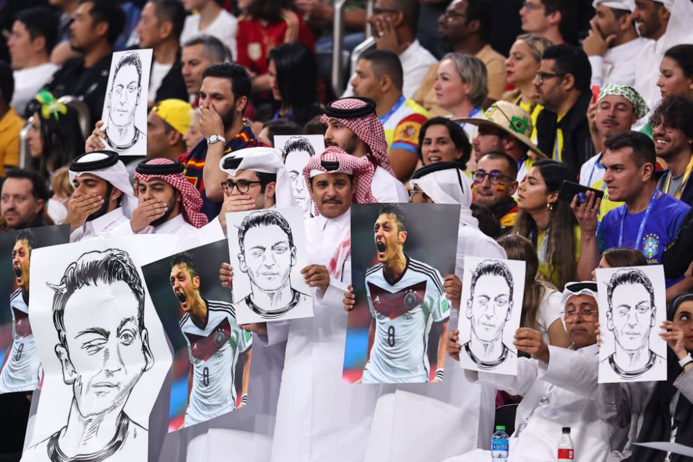 Qatarul, răspuns pentru Germania prin intermediul fanilor plătiți: ”Le ridicați și puneți mâna la gură”_2