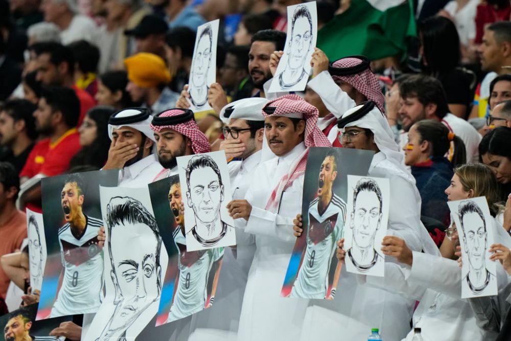 Qatarul, răspuns pentru Germania prin intermediul fanilor plătiți: ”Le ridicați și puneți mâna la gură”_6